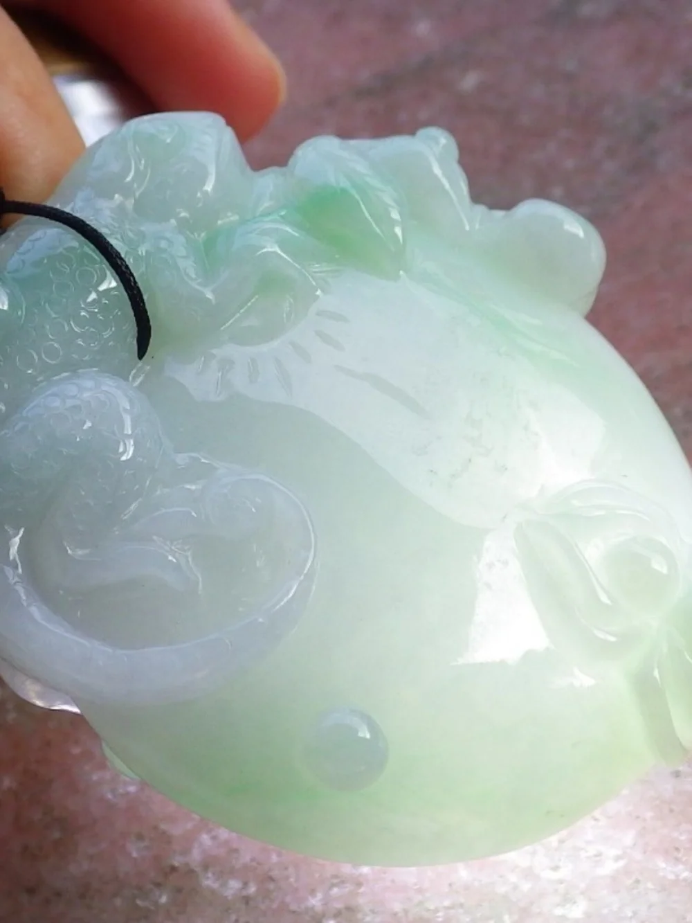 Certified Hand Carved Natural A Jade jadeite Dragon Lizard Spider Peach Pendant